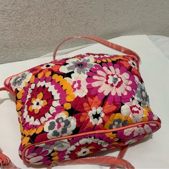 New Vera Bradley Pixie Blooms Shoulder Bag curvy crossbody Discontinued - Picture 6 of 12